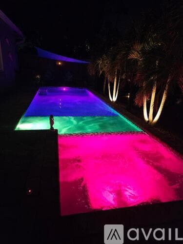 Oakland Park House: 1773 NW 37th St