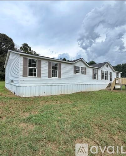 Seneca House: 307 Zion Hill Rd