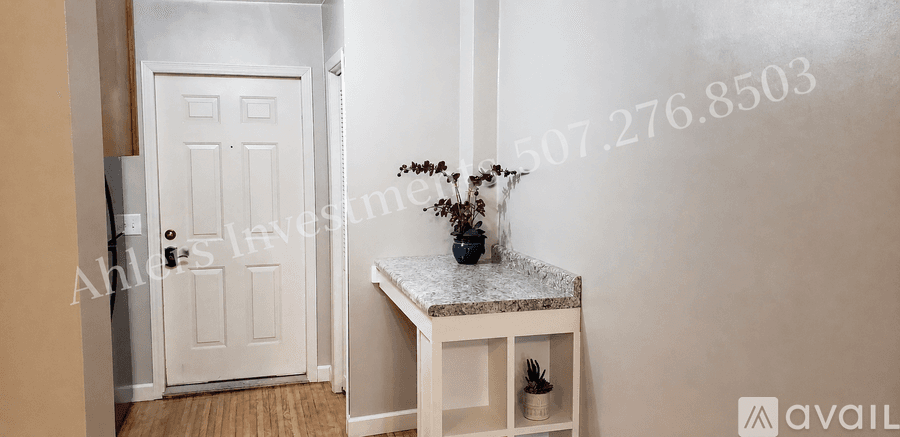 New Ulm Apartment: 26 Broadway Street N