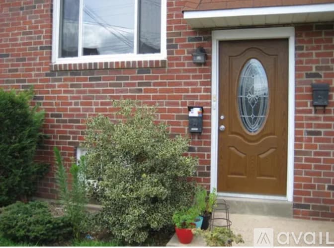 Clifton Heights Apartment: 57 West Broadway Avenue