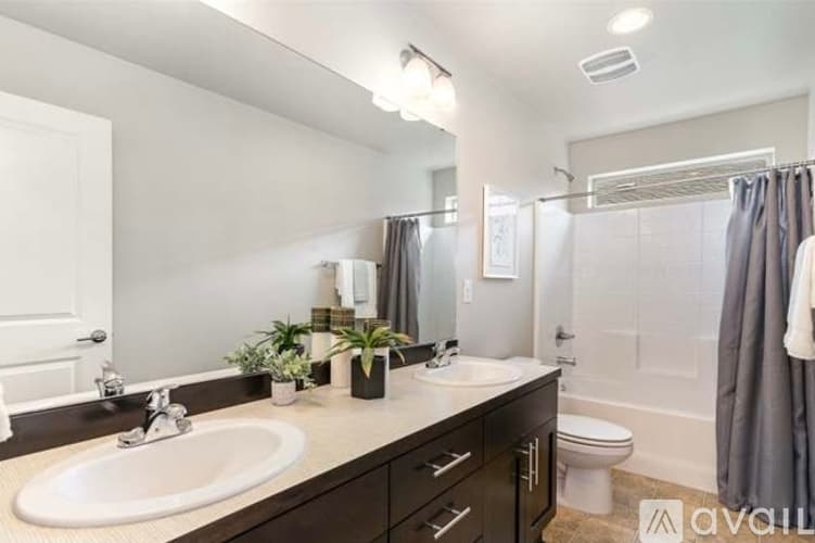 Black Diamond House: 32977 Skyline Lane