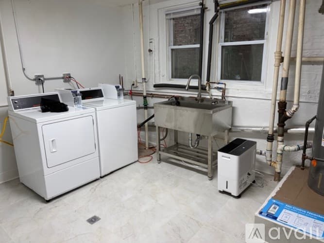 Berwyn Apartment: 1835 Home Ave