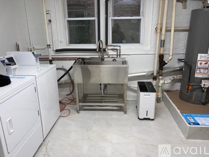 Berwyn Apartment: 1835 Home Ave