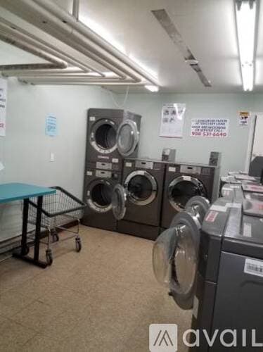 Watchung Condo: 401 U S 22