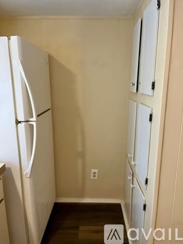 Brooksville House: 16092 Schaffer Street