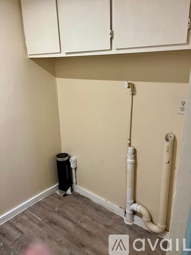 Brooksville House: 16092 Schaffer Street