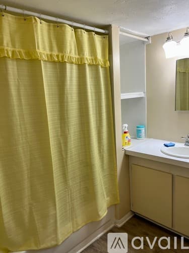 Brooksville House: 16092 Schaffer Street