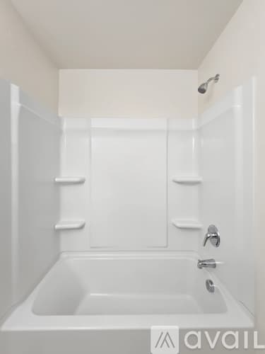 Stonecrest Apartment: 2538 Piering Dr
