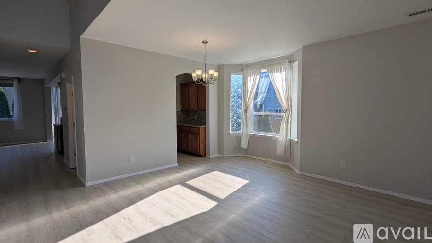 Maple Valley House: 26833 225th Avenue Southeast