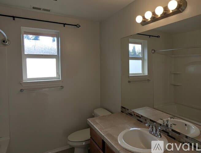 Maple Valley House: 26833 225th Avenue Southeast