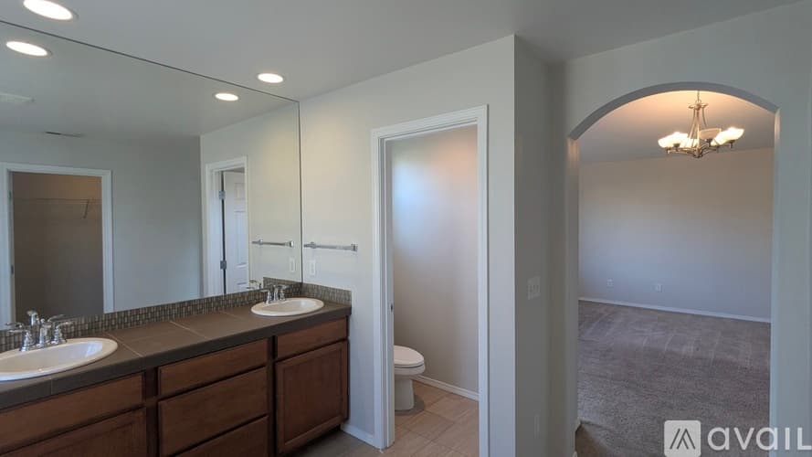 Maple Valley House: 26833 225th Avenue Southeast