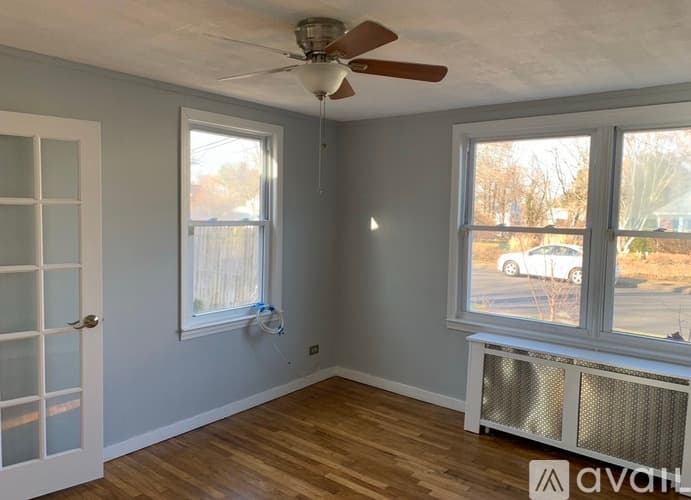 Fairfield Apartment: 74 Garden Drive