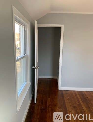 Fairfield Apartment: 74 Garden Drive