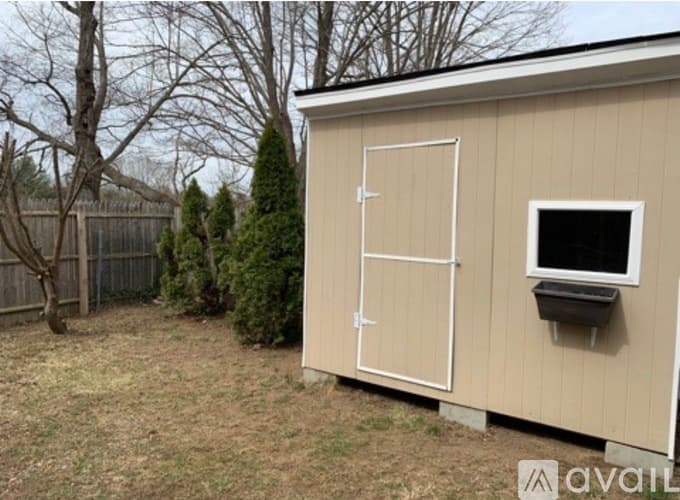 Fairfield Apartment: 74 Garden Drive
