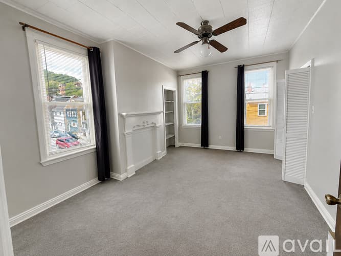 Pittsburgh Apartment: 139 S 17th St