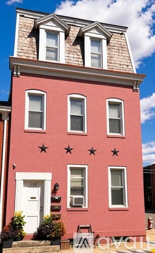Pittsburgh Apartment: 139 S 17th St