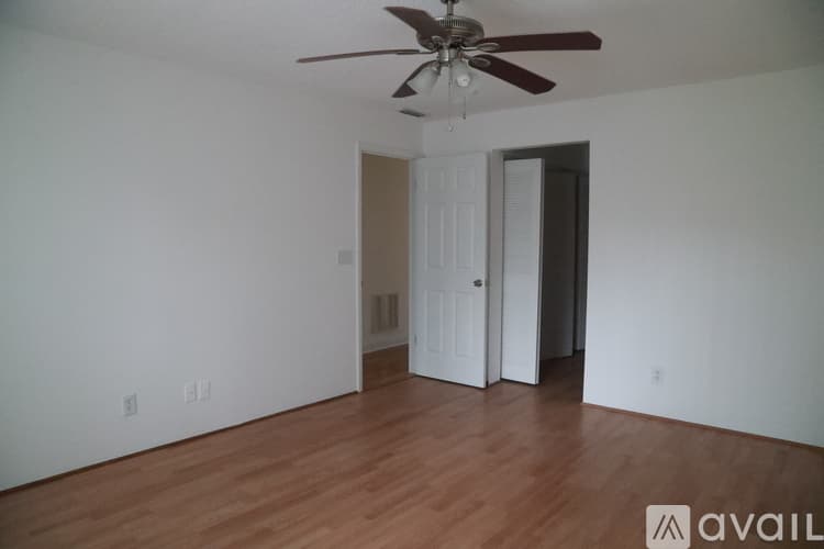 Palm Coast Apartment: 306 Palm Coast Pkwy NE