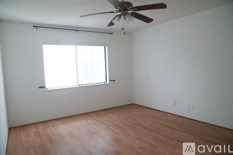 Palm Coast Apartment: 306 Palm Coast Pkwy NE