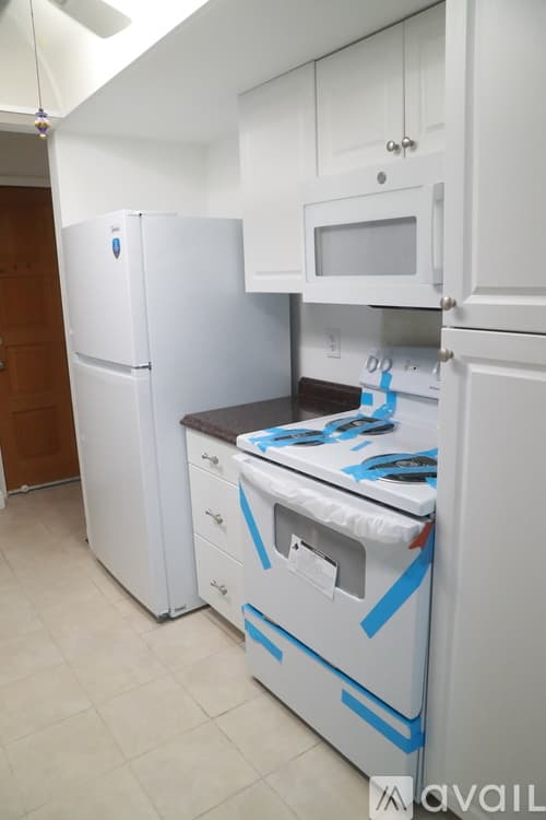 Palm Coast Apartment: 306 Palm Coast Pkwy NE