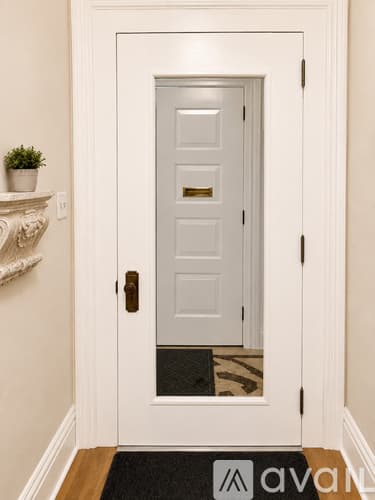 Pittsburgh Apartment: 139 S 17th St