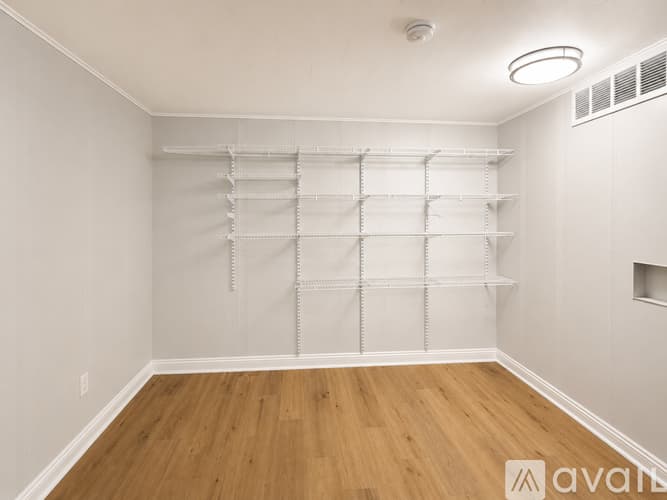 Pittsburgh Apartment: 139 S 17th St