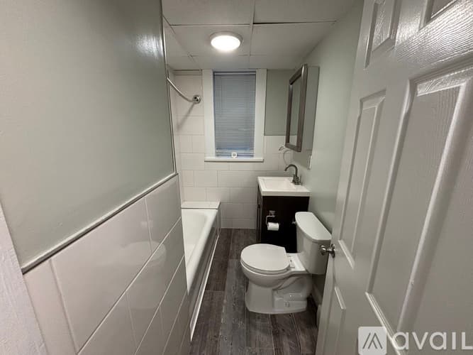 Bridgeport Apartment: 225 Golden Hill St