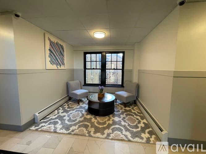 Bridgeport Apartment: 225 Golden Hill St