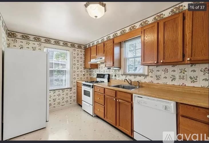 Sewickley House: 720 Ohio River Boulevard