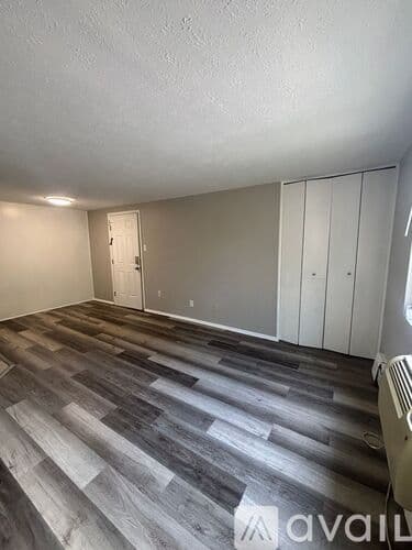 Fairview Park Apartment: 20604 Lorain Rd