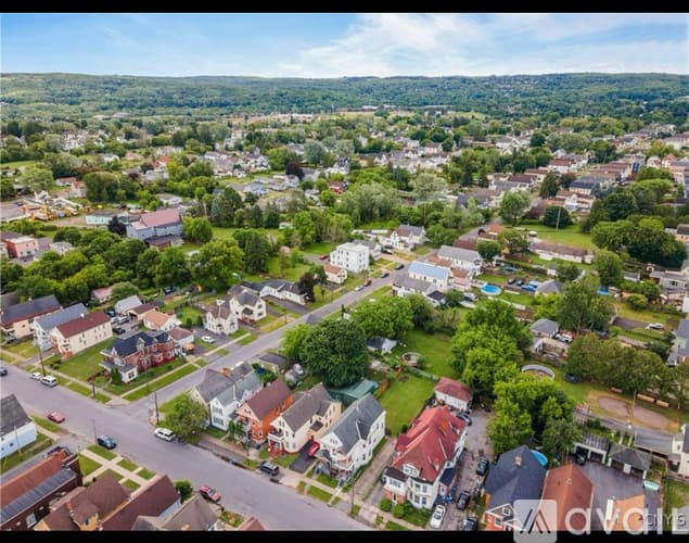 Utica Apartment: 744 South St