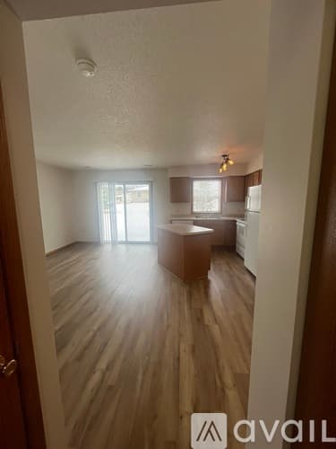 Tomah Apartment: 1232 Mark Ave