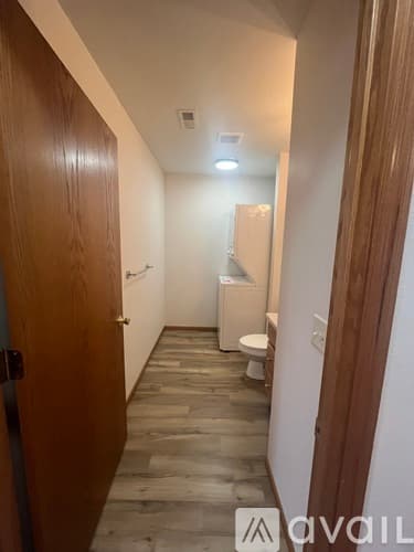 Tomah Apartment: 1232 Mark Ave