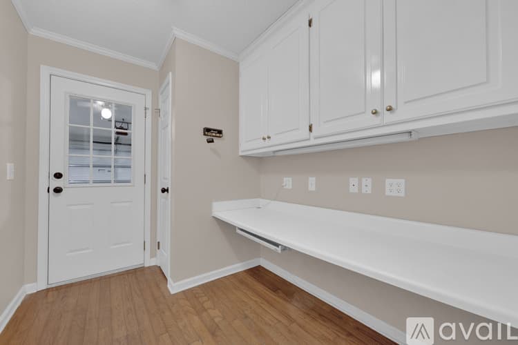 Tuscaloosa House: 2101 Fox Ridge Rd