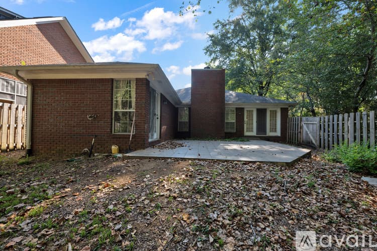 Tuscaloosa House: 2101 Fox Ridge Rd