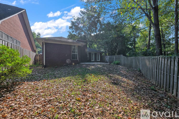 Tuscaloosa House: 2101 Fox Ridge Rd