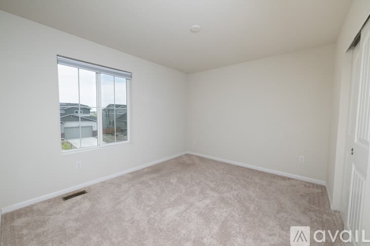 Commerce City House: 12406 E 102nd Ave