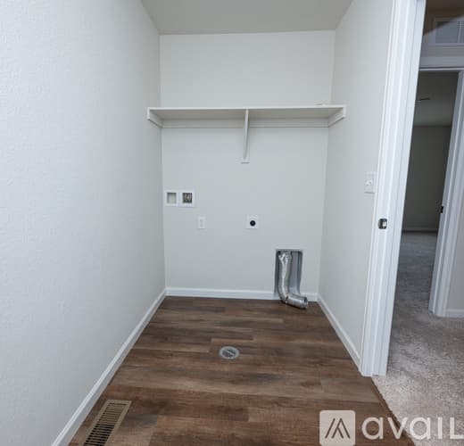 Commerce City House: 12406 E 102nd Ave