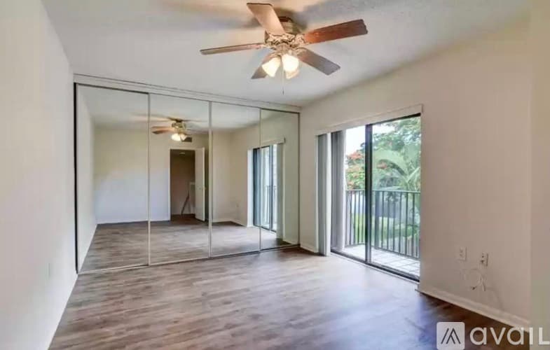 Delray Beach Townhome: 2885 SW 22nd Cir