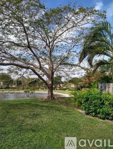 Delray Beach Townhome: 2885 SW 22nd Cir