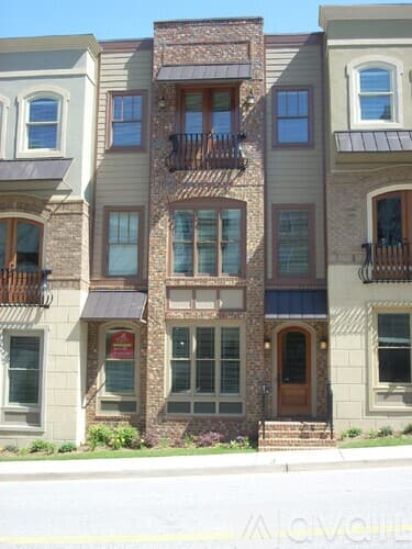 Atlanta Apartment: 384 16th St NW