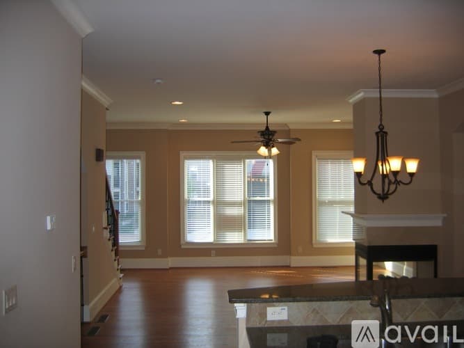 Atlanta Apartment: 384 16th St NW
