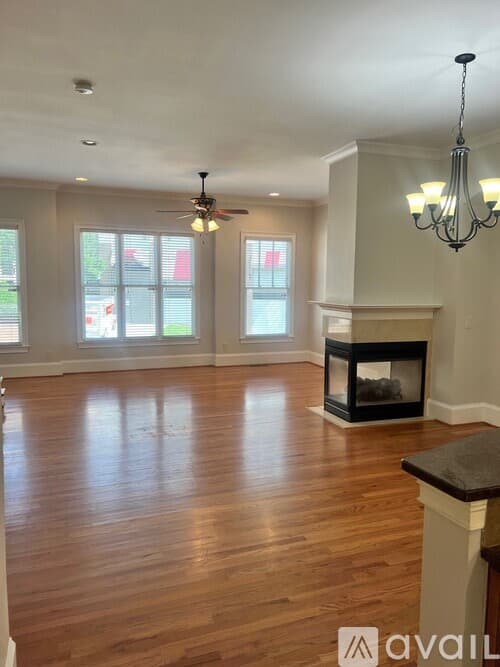 Atlanta Apartment: 384 16th St NW