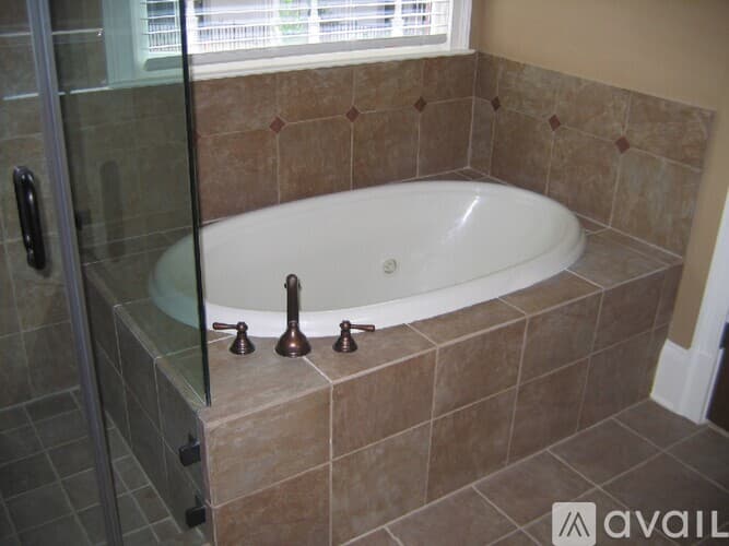 Atlanta Apartment: 384 16th St NW