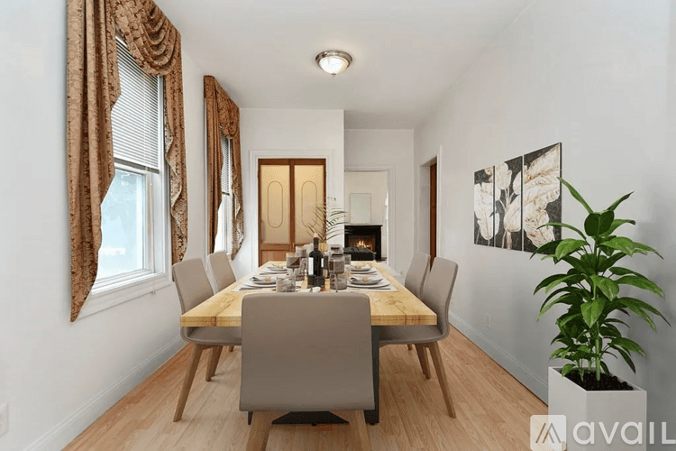 Woburn House: 3 Webster Ct