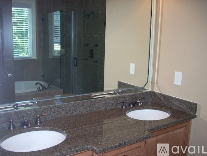 Atlanta Apartment: 384 16th St NW