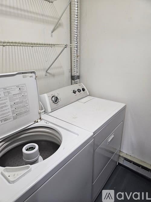 La Crosse Apartment: 1749 Bainbridge St