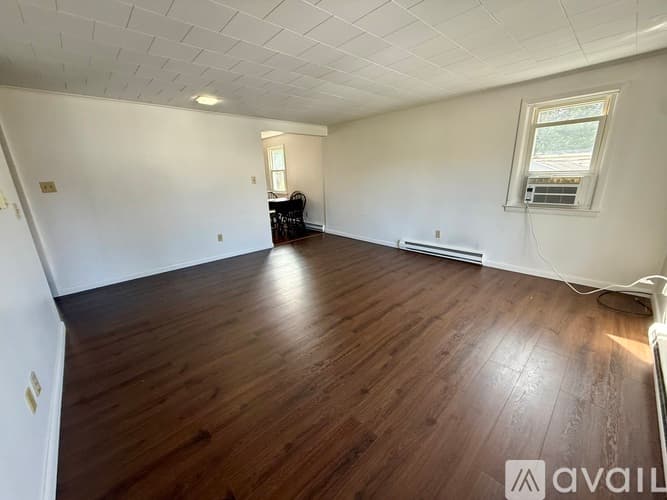 Montoursville Apartment: 129 N Arch St