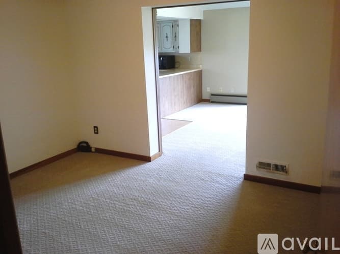 Pittsburgh House: 327 Forest Drive