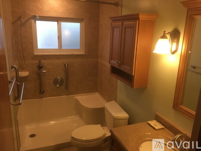 Pittsburgh House: 327 Forest Drive