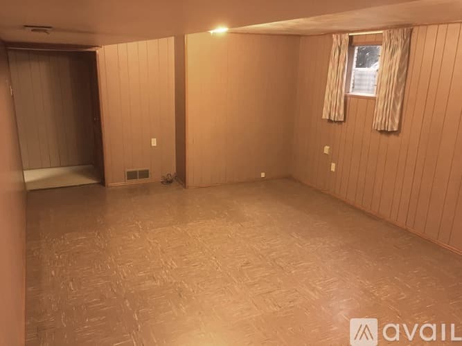 Pittsburgh House: 327 Forest Drive